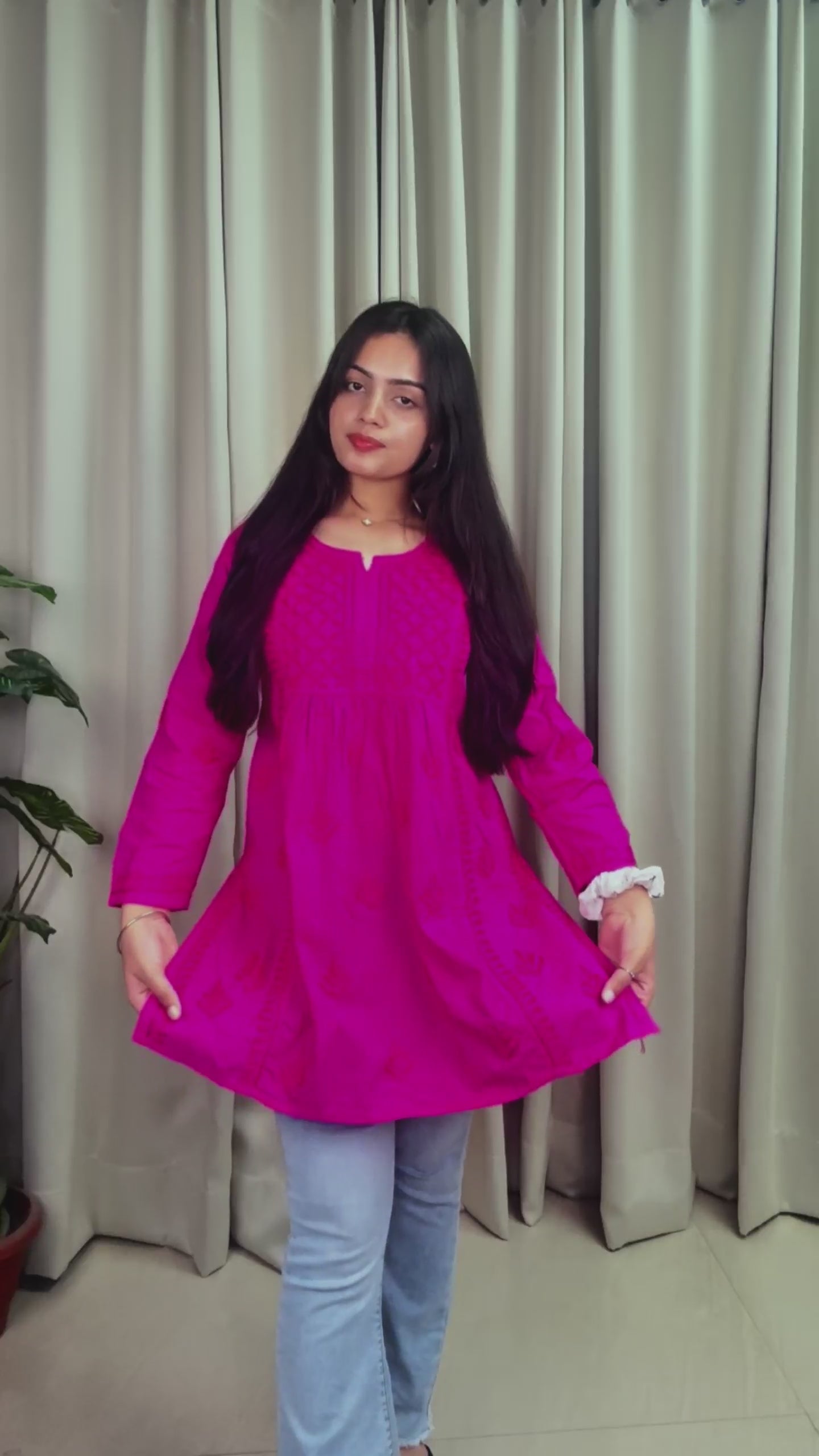 Aarvi Handcrafted Pure Cotton Short Chikankari Kurti