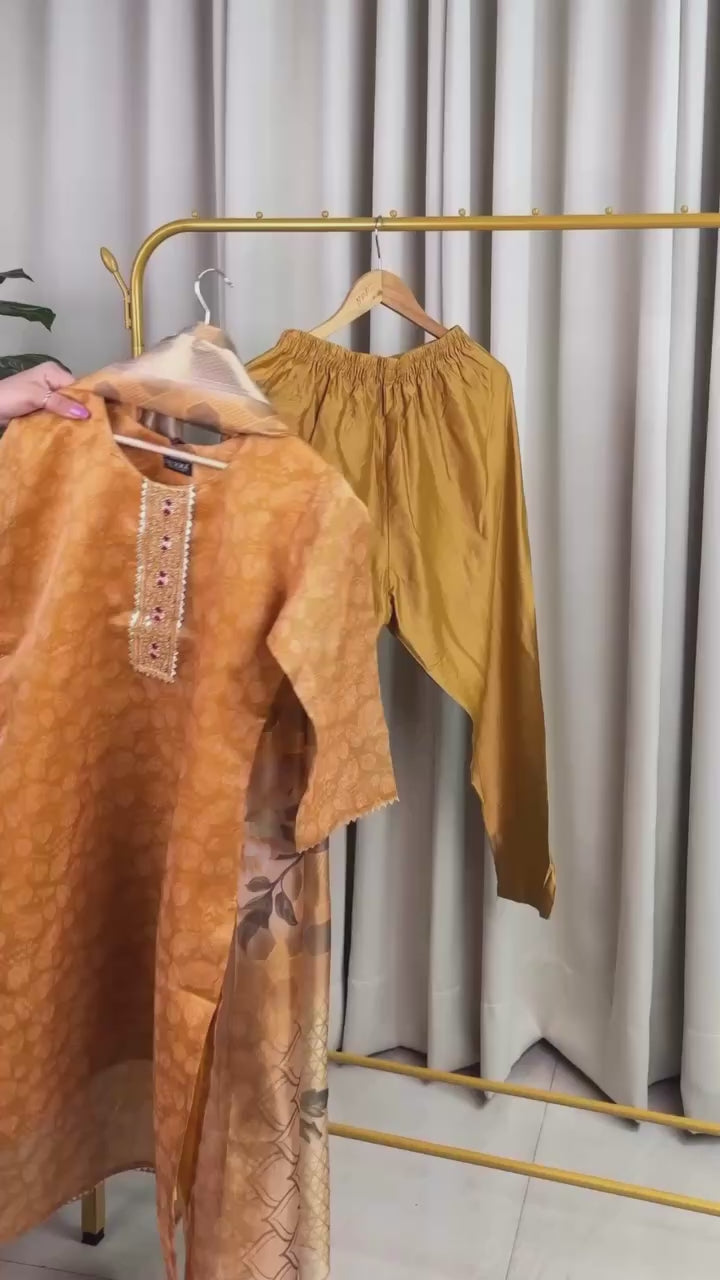 Soft Yet Rich Pastel Purple Embroidered Kurta Set with  Pants and Dupatta